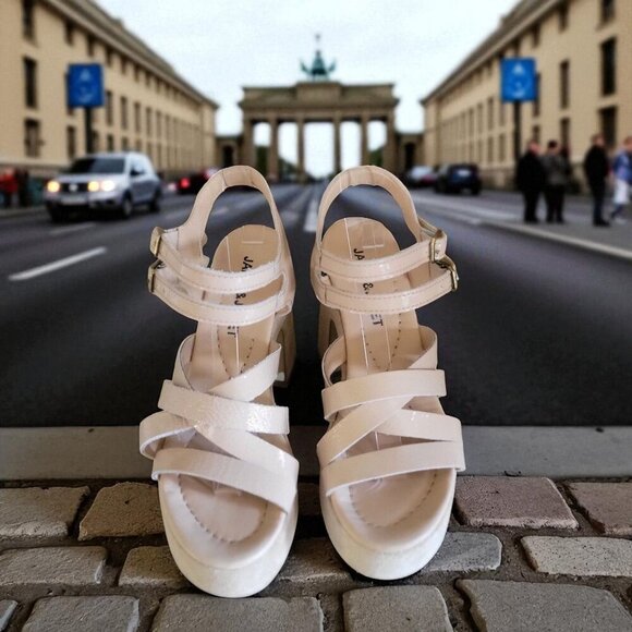 Janet & Janet Nude Platform Chunky Heels Strappy Design EU 36 - Picture 1 of 11